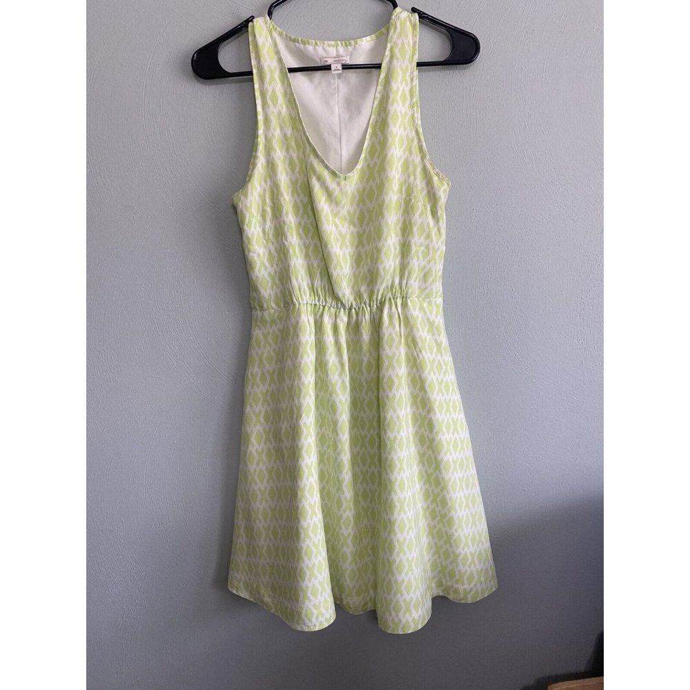 GAP Designed Crafted Eileen Small Lime Green Sun Dress Geometric V-Neck